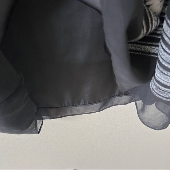 Max Studio Sleeveless Black/White  Floral Chiffon Flowy Dress Size Small - Picture 9 of 10